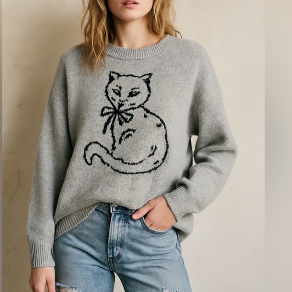 024. Gray Cat Sweater for Cat Lovers